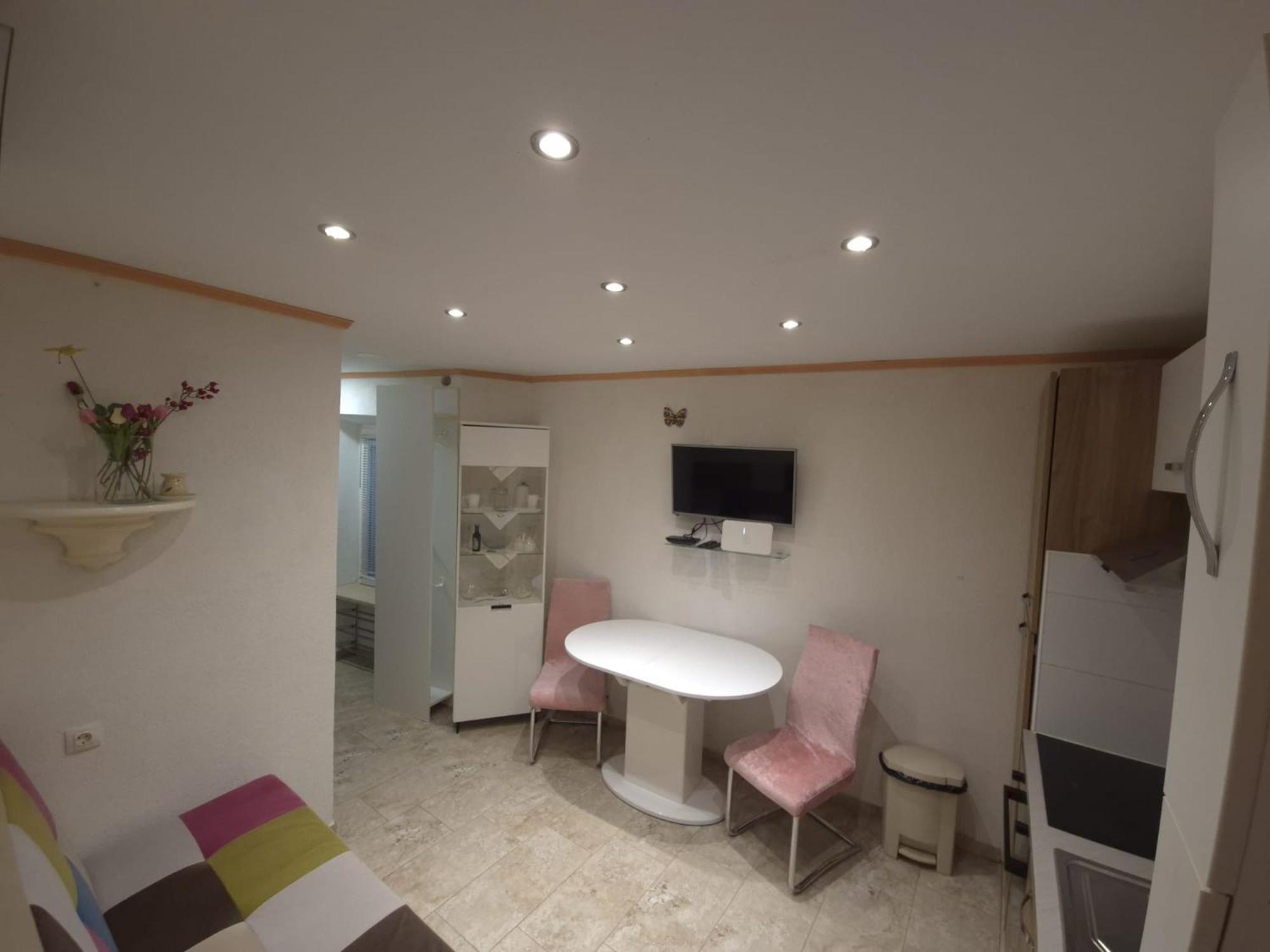 Apartman Marina 1 *